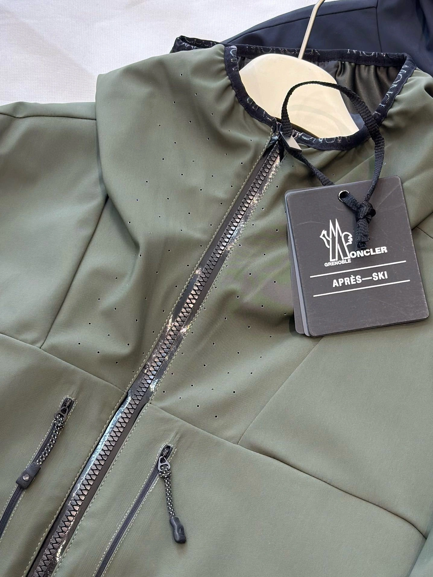 wg.luxury- 7o9385r Down Jacket oversized 2colour item:D-F409J1962-2
